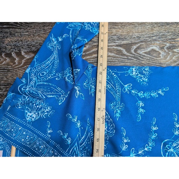 Belle By Kim Gravel Shirt Womens Large Blue Paisley V Neck Rhinestone Tunic Top - Picture 6 of 7